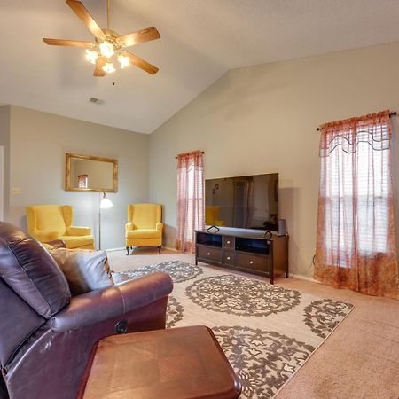 Horn Lake Home With Yard - 8 Mi To Graceland! Esterno foto