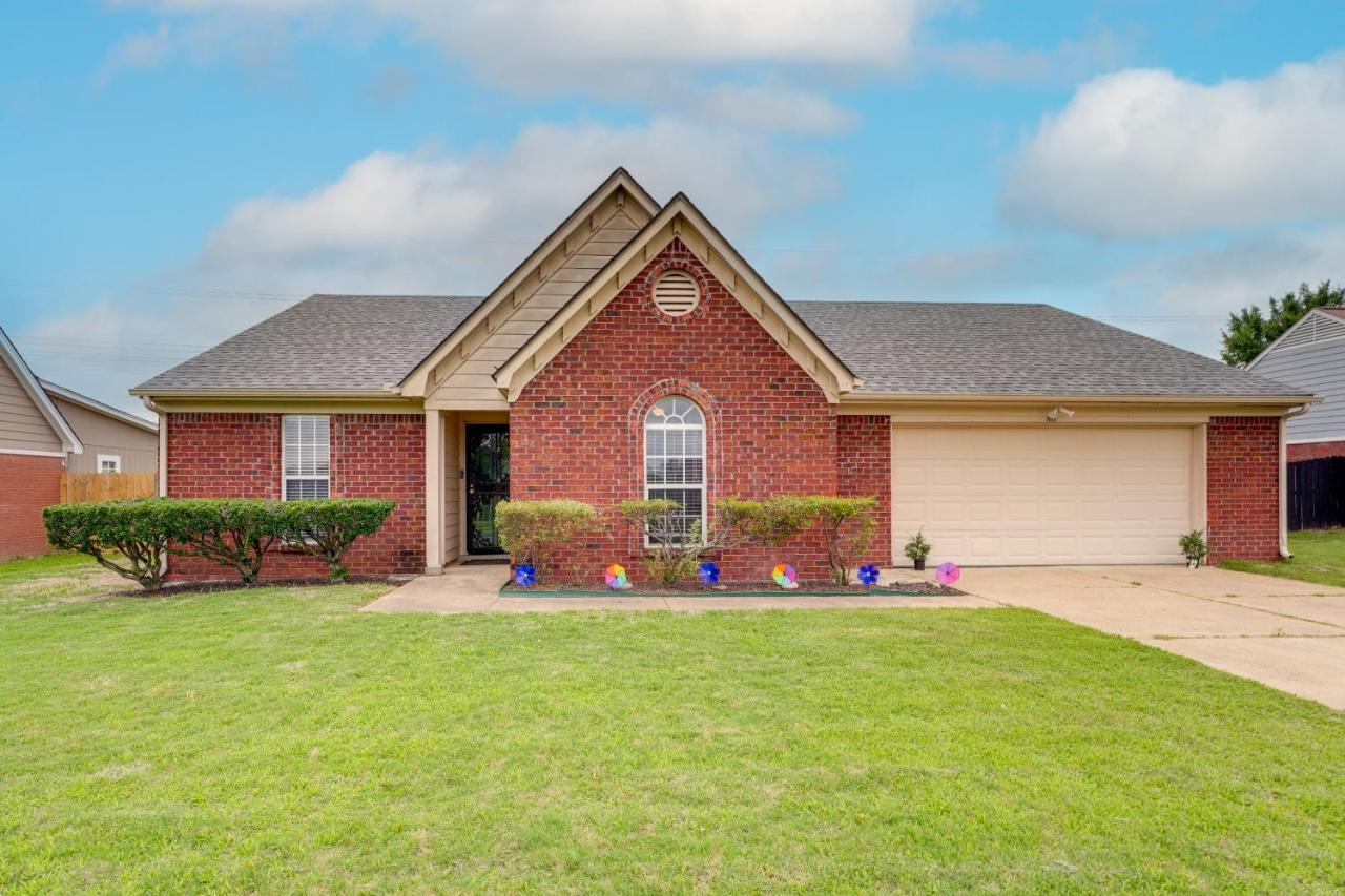 Horn Lake Home With Yard - 8 Mi To Graceland! Esterno foto