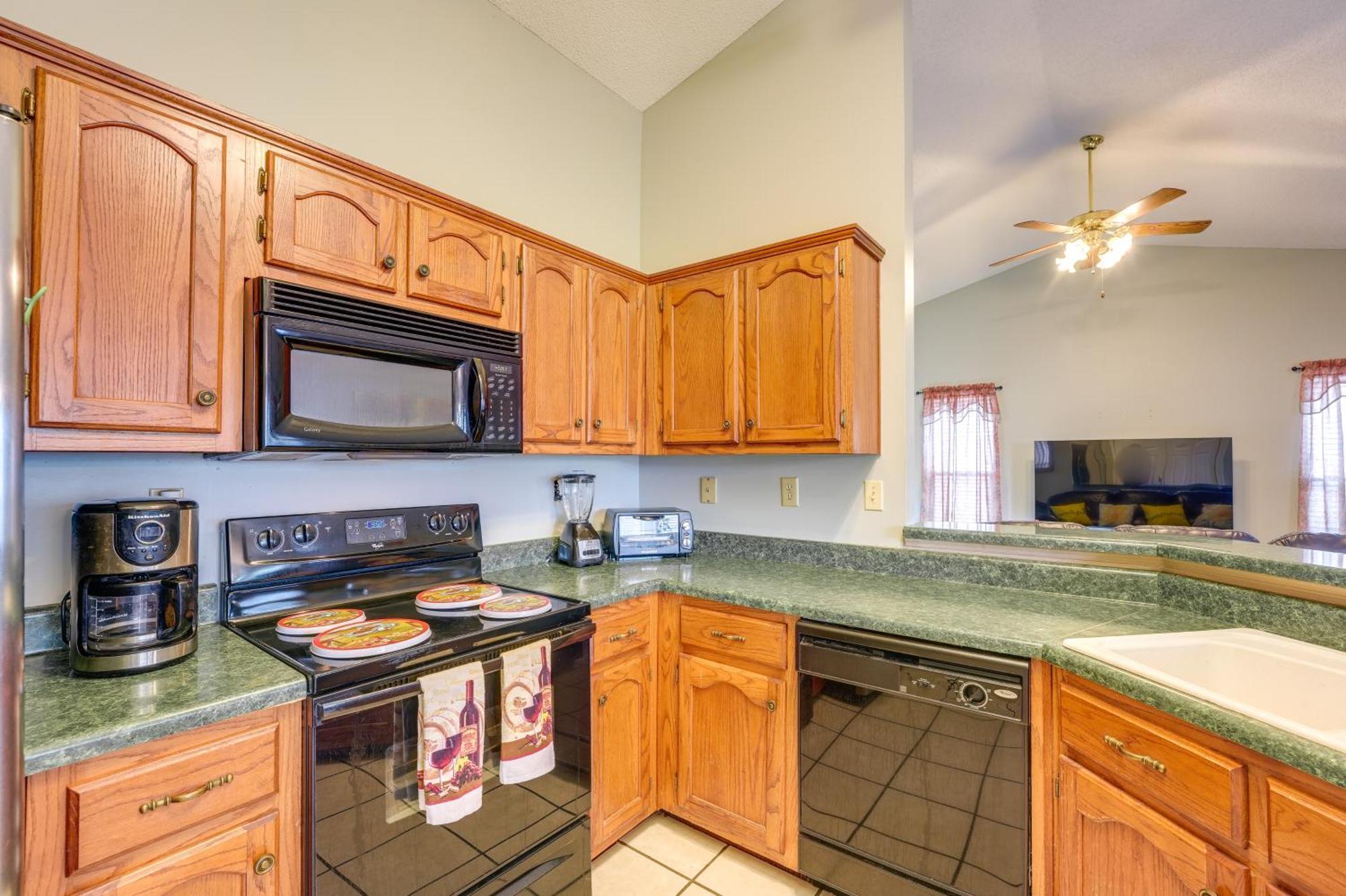 Horn Lake Home With Yard - 8 Mi To Graceland! Esterno foto
